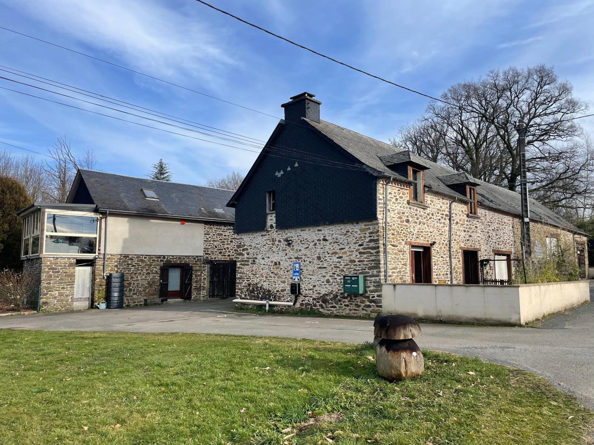 Les Gites Du Gauliat Espartignac Buitenkant foto