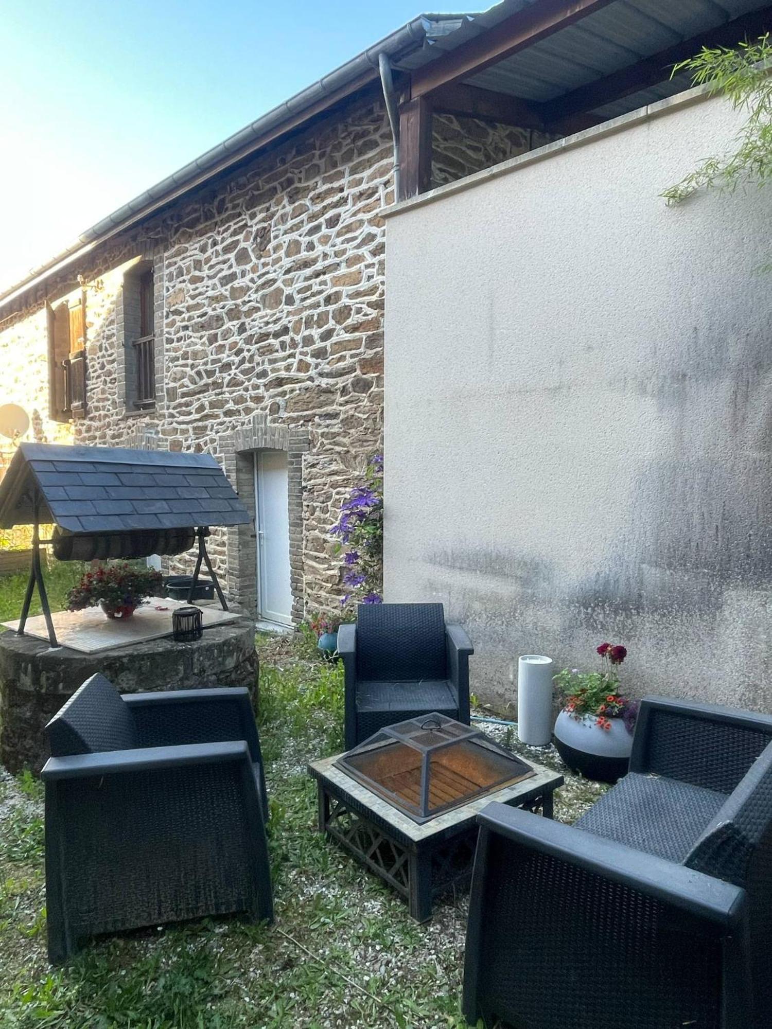 Les Gites Du Gauliat Espartignac Buitenkant foto